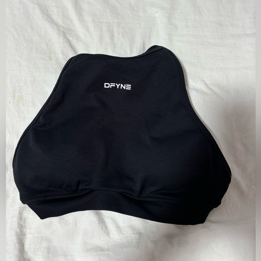 DFYNE size small bra